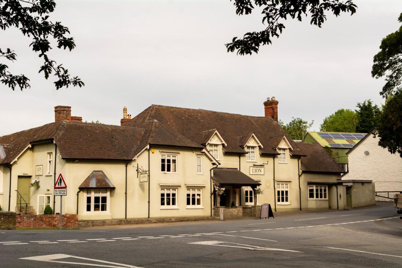 The Lion Hotel Leintwardine Exterior foto