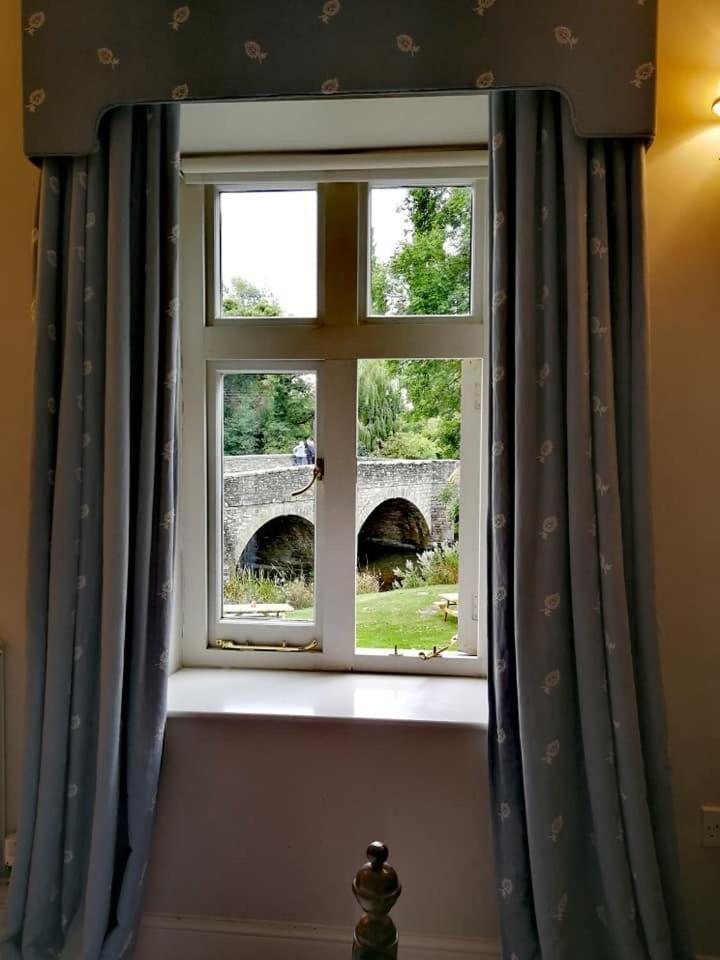 The Lion Hotel Leintwardine Exterior foto